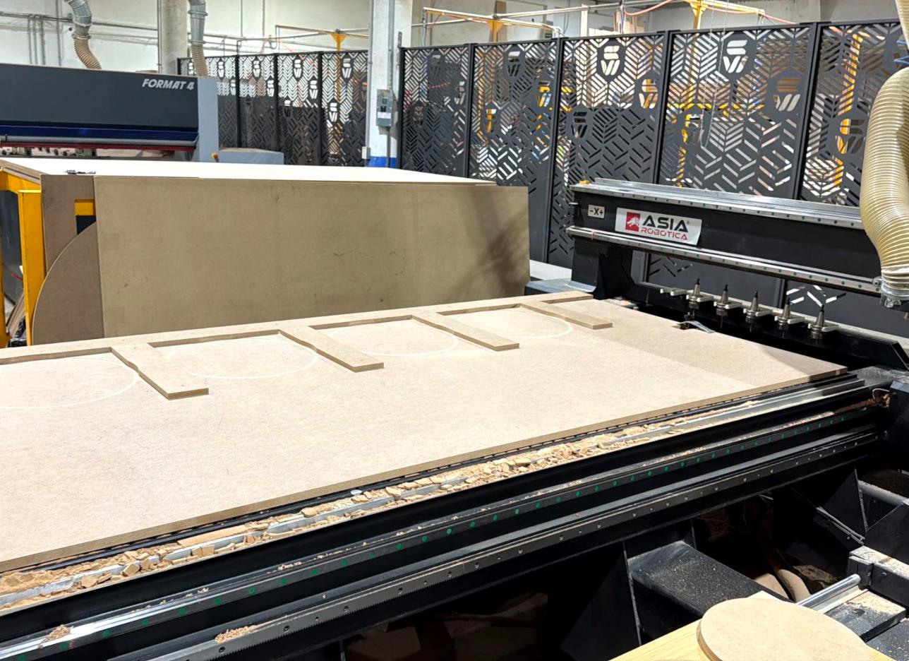 Router CNC – Creaciones Redwood